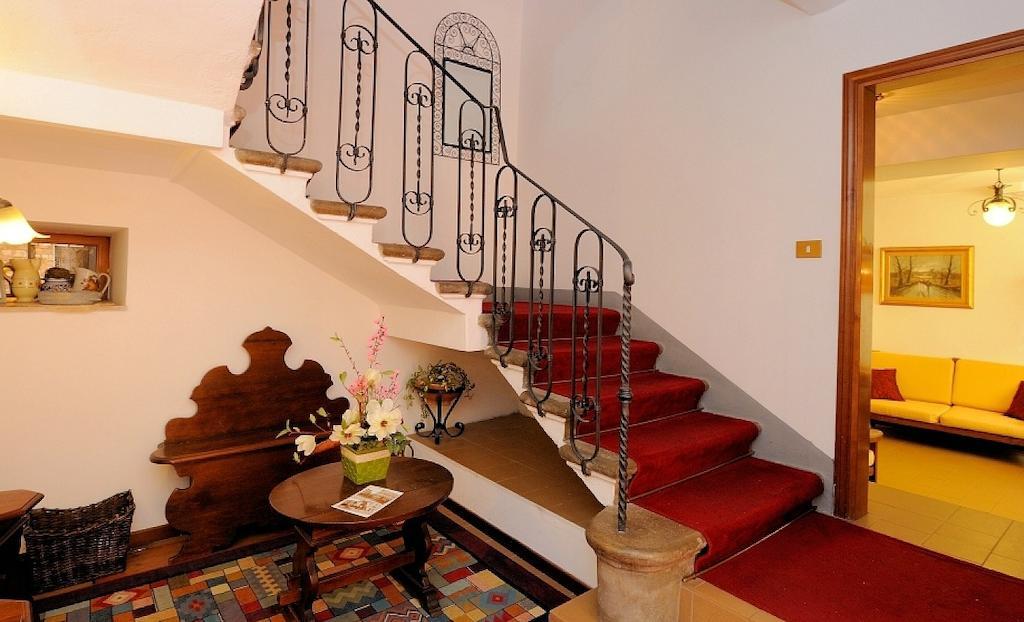 Hotel San Sebastiano Перуджа Экстерьер фото