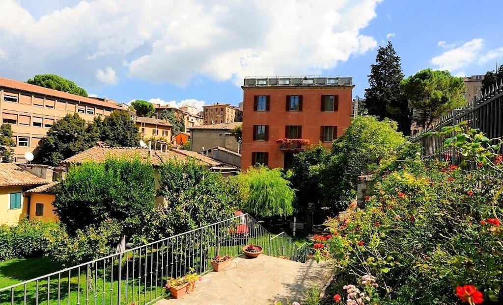 Hotel San Sebastiano Перуджа Экстерьер фото