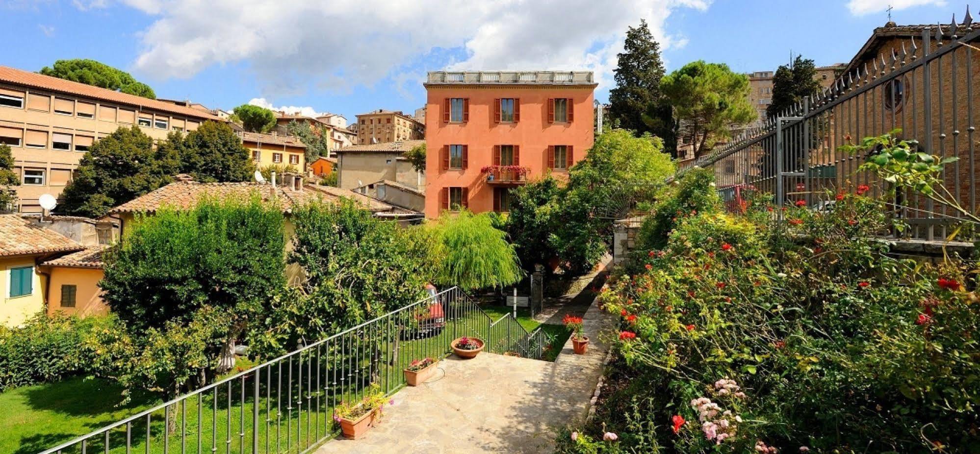 Hotel San Sebastiano Перуджа Экстерьер фото