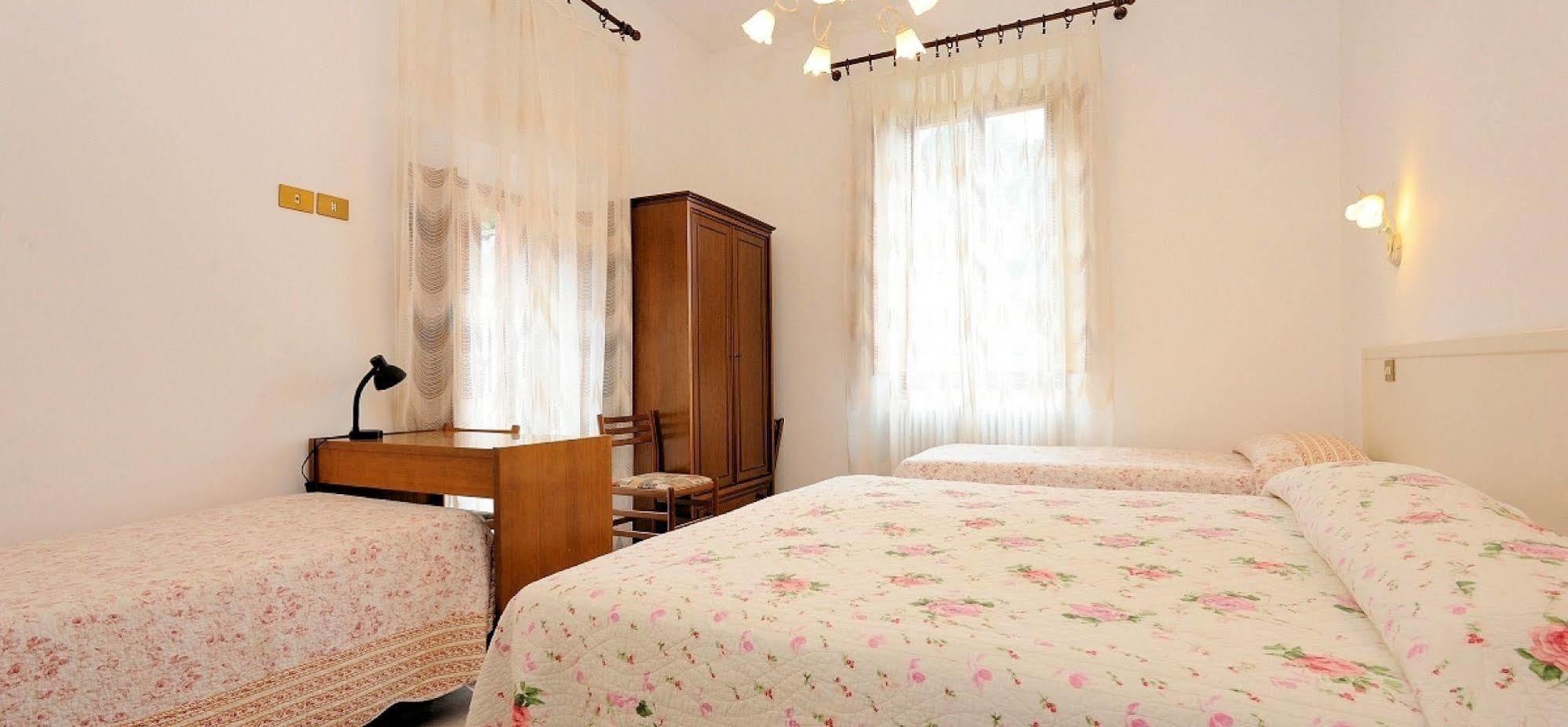 Hotel San Sebastiano Перуджа Экстерьер фото